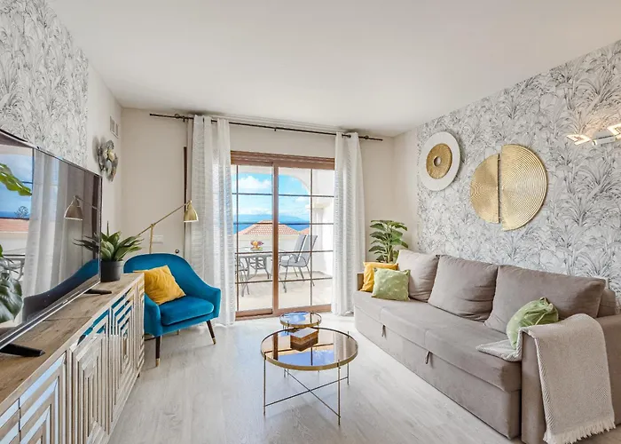 公寓 Stylish Design W Ocean & Pool View, King Size Bed, Wifi,2 Smart Tv, Street Parking, 2 Pools Access